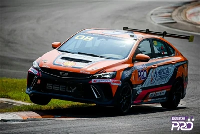 The Super Luck Racing League Is Fighting Back On!